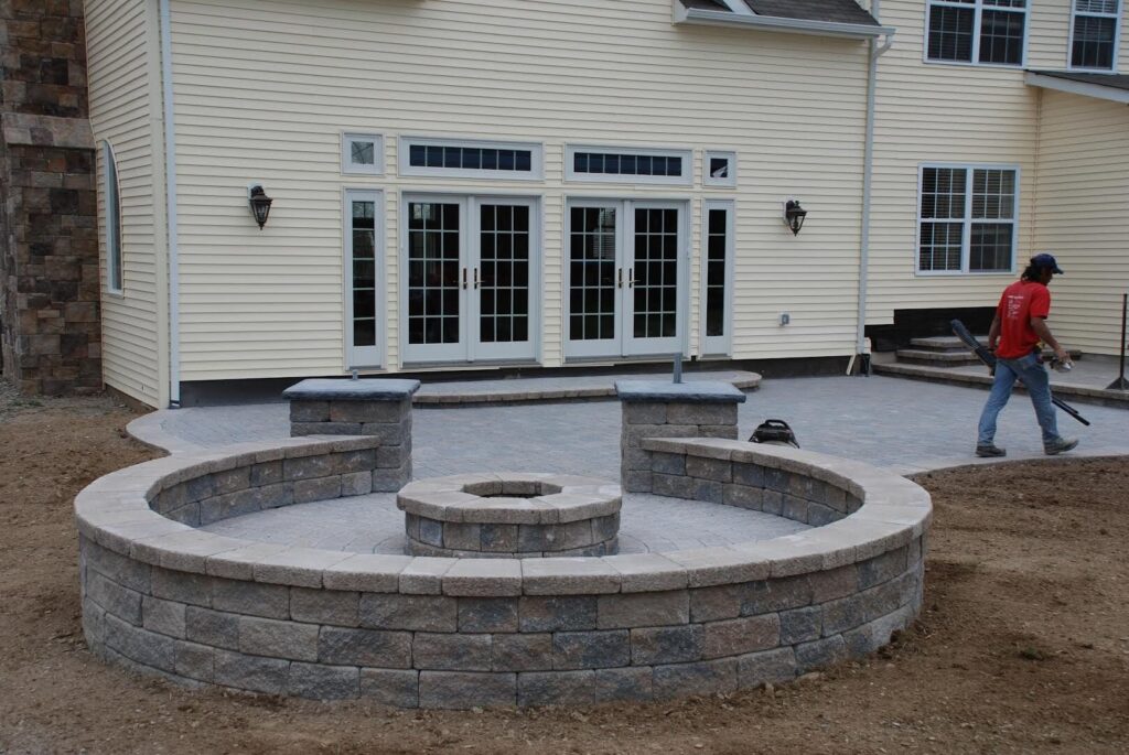 Manufactured stone fire pit