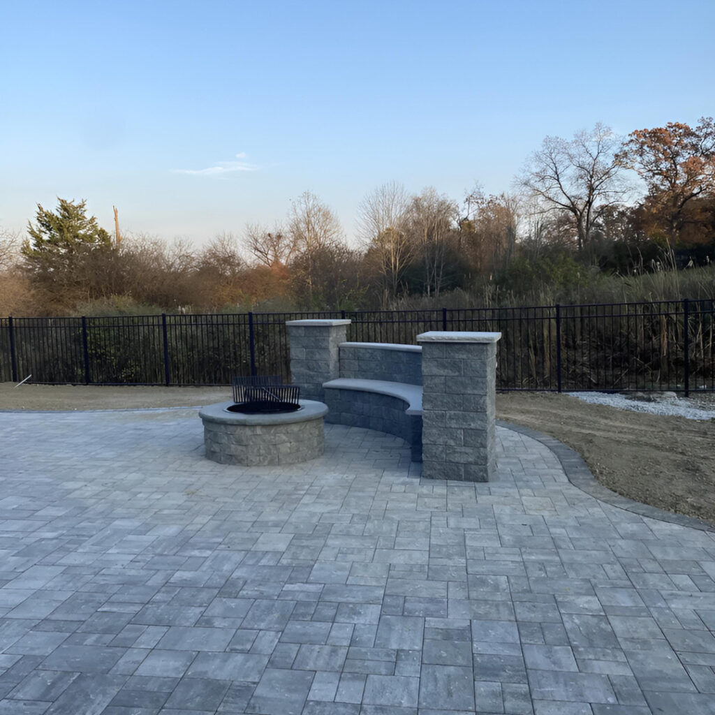 Paver patio seating